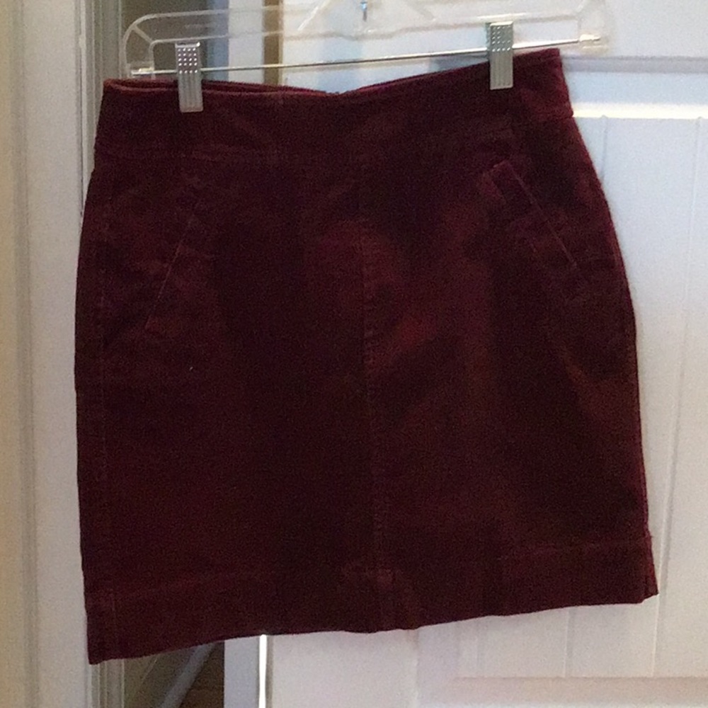 Loft petite corduroy skirt size “0”